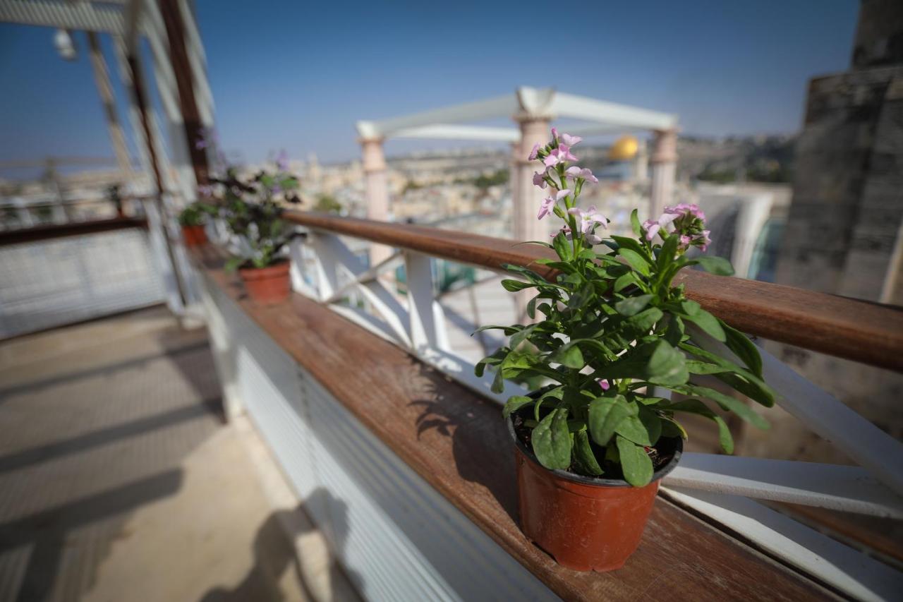 Western Wall Luxury House Jerusalem Exterior photo