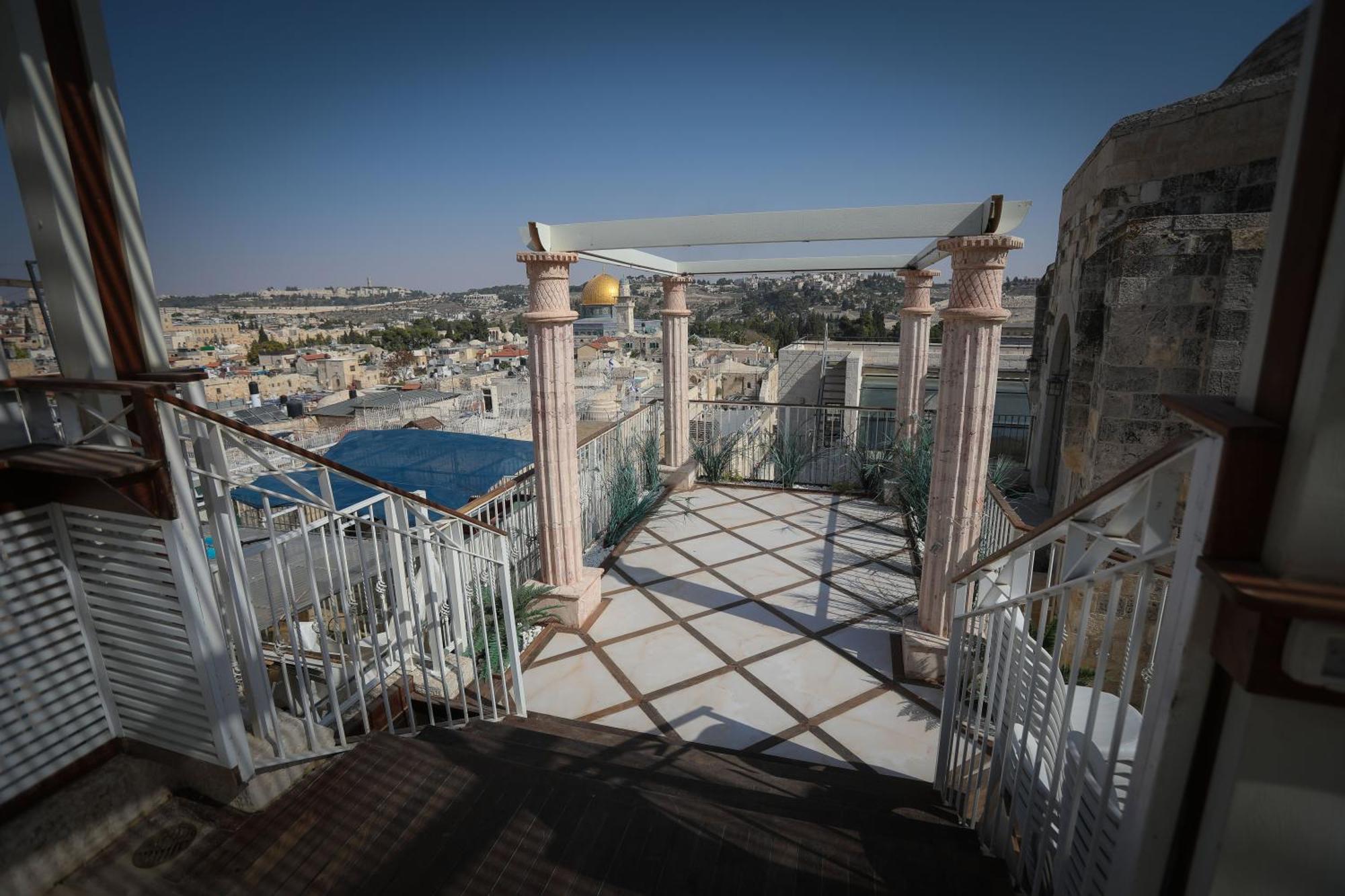 Western Wall Luxury House Jerusalem Exterior photo
