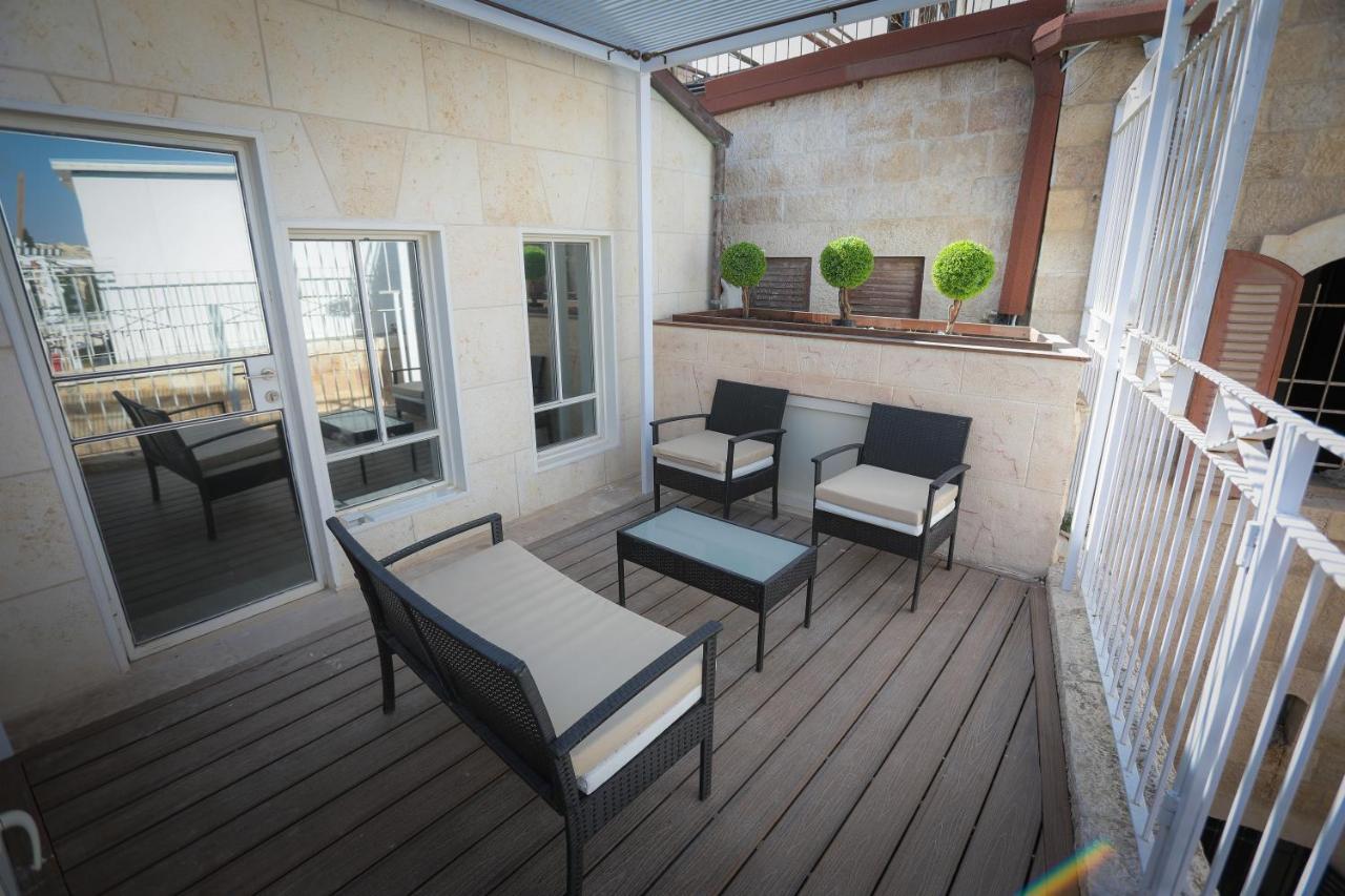 Western Wall Luxury House Jerusalem Exterior photo